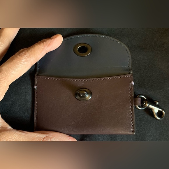 Coach Turnlock Card Case - Picture 6 of 8